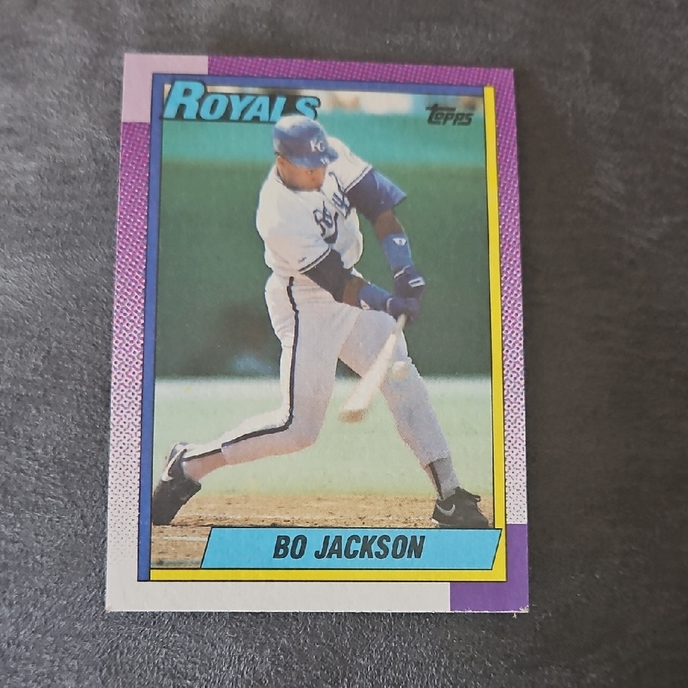 1990 Topps #300 Royals-Bo Jackson Baseball Card